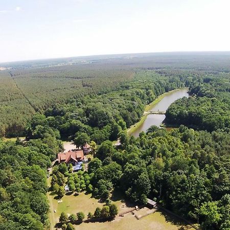 Neue Muehle Kleines Landhotel Brandenburg  Екстер'єр фото