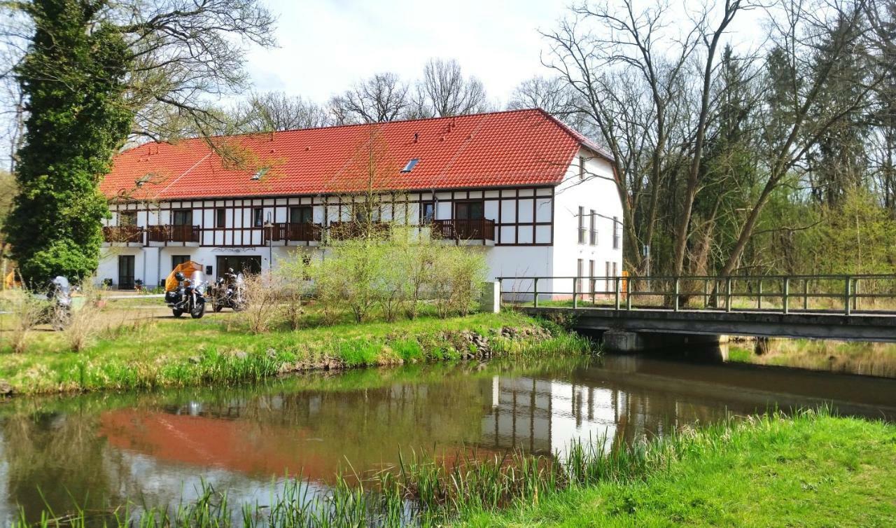 Neue Muehle Kleines Landhotel Brandenburg  Екстер'єр фото